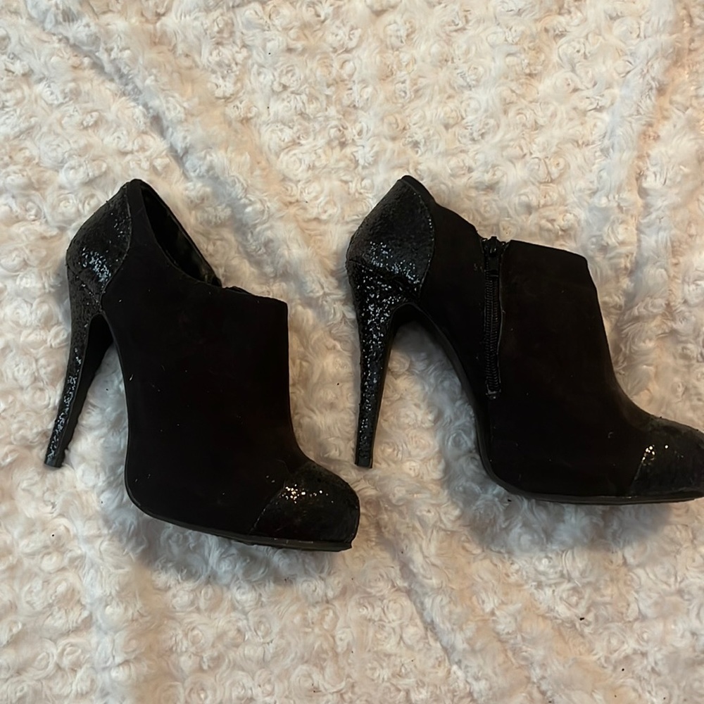 Rampage sequined ankle booties
